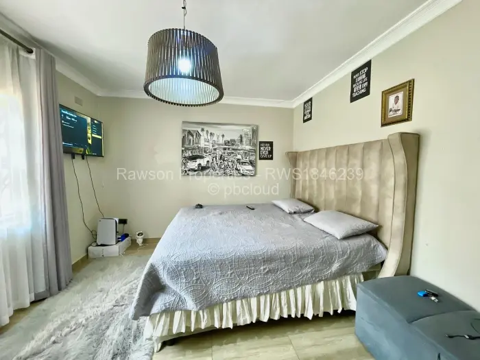 6 Bedroom House for Sale in Mount Pleasant Heights, Harare