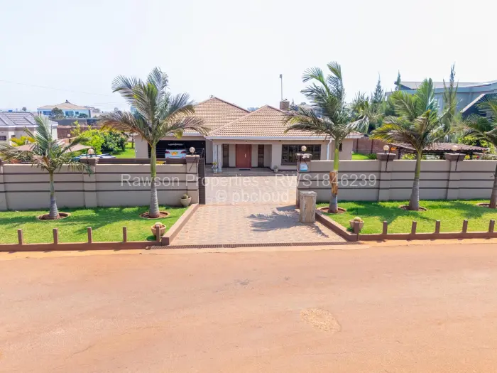 6 Bedroom House for Sale in Mount Pleasant Heights, Harare