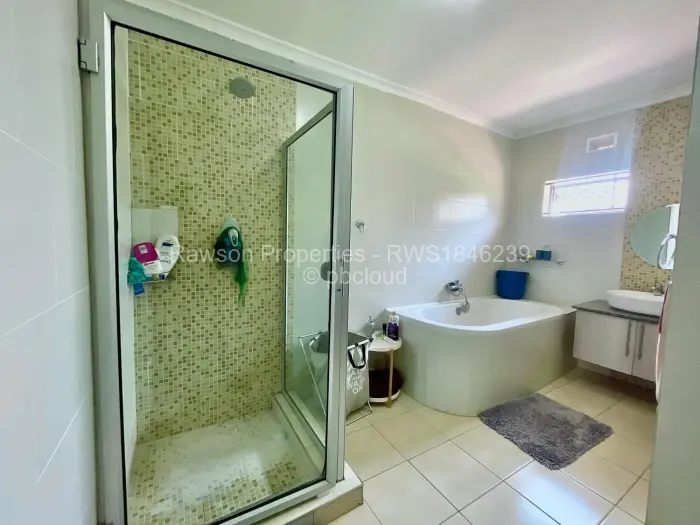 6 Bedroom House for Sale in Mount Pleasant Heights, Harare