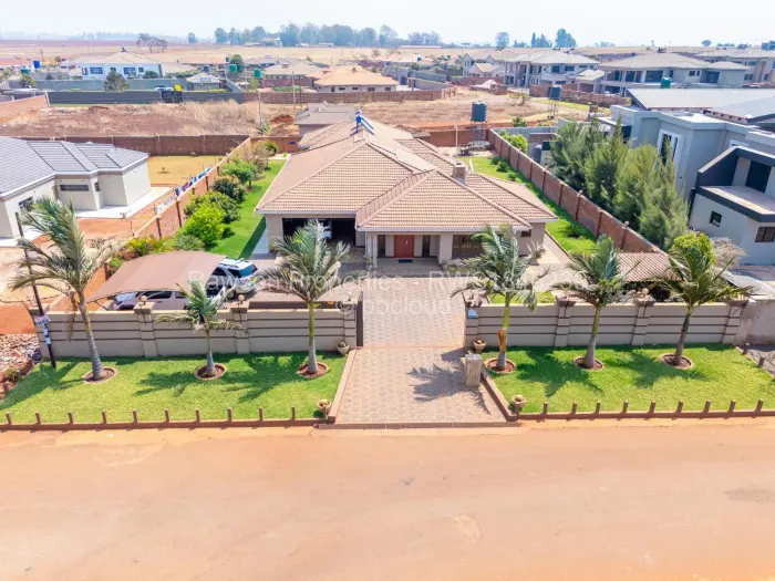 6 Bedroom House for Sale in Mount Pleasant Heights, Harare