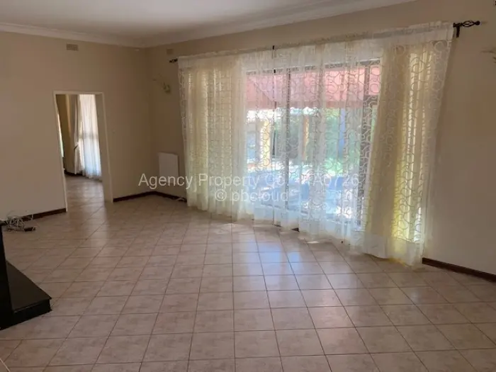 4 Bedroom House to Rent in Chisipite