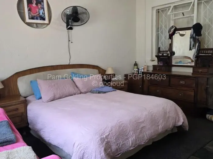 4 Bedroom House for Sale in Hillside Byo, Bulawayo