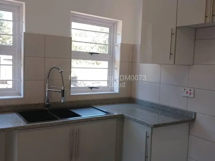 2 Bedroom Cottage/Garden Flat to Rent in Borrowdale West