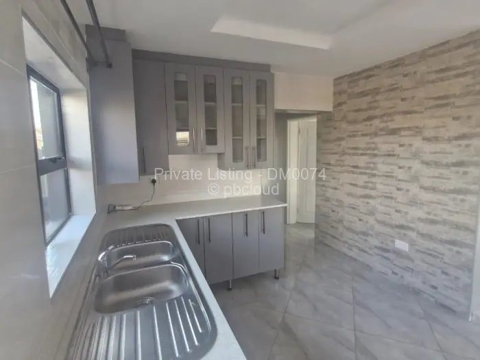 3 Bedroom House to Rent in Rainham