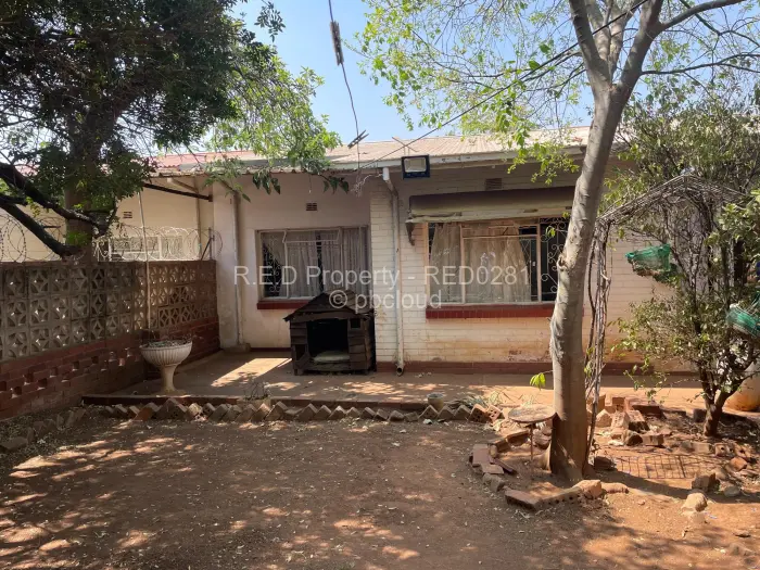3 Bedroom House for Sale in Bradfield, Bulawayo