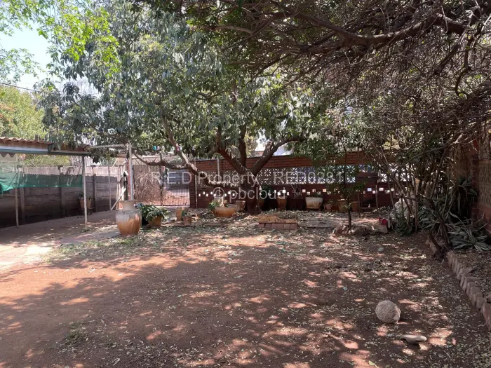 3 Bedroom House for Sale in Bradfield, Bulawayo