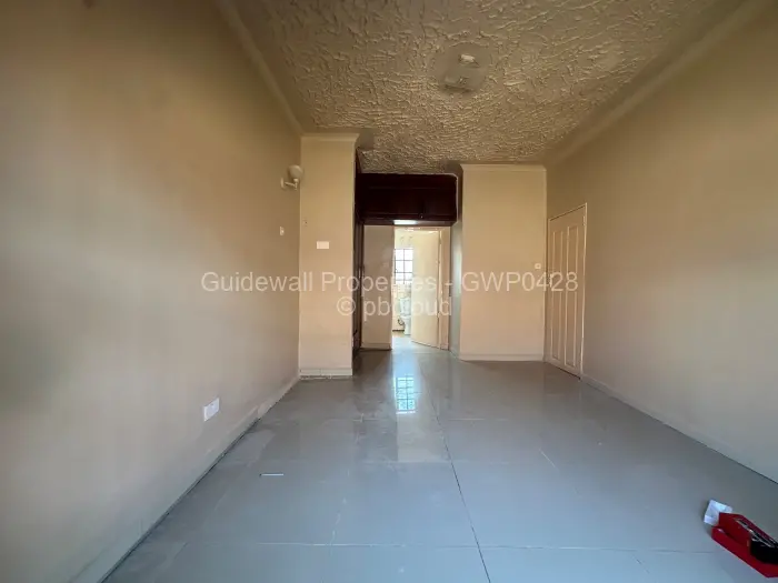 3 Bedroom House to Rent in Meyrick Park