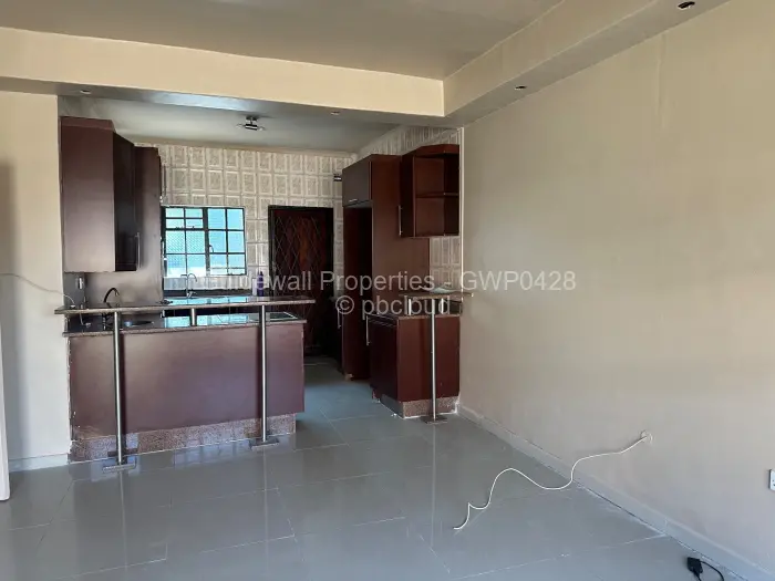 3 Bedroom House to Rent in Meyrick Park