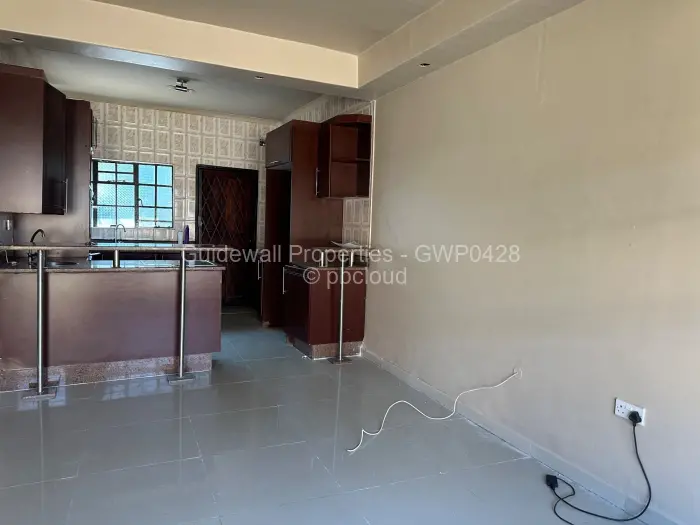 3 Bedroom House to Rent in Meyrick Park