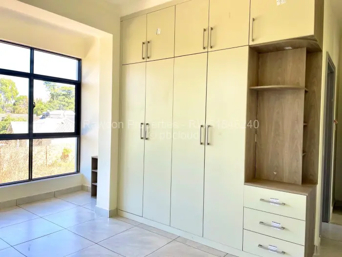 Townhouse/Complex/Cluster for Sale in Greendale North, Harare
