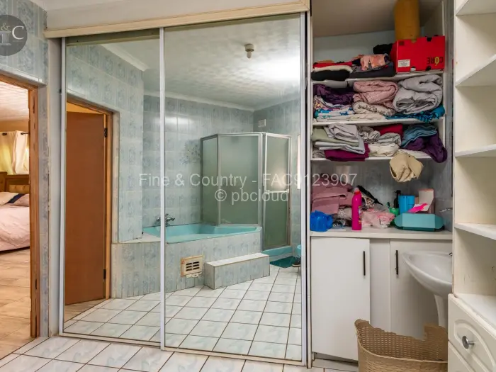 4 Bedroom House for Sale in Westgate, Harare