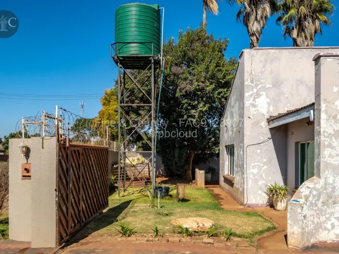 4 Bedroom House for Sale in Westgate, Harare