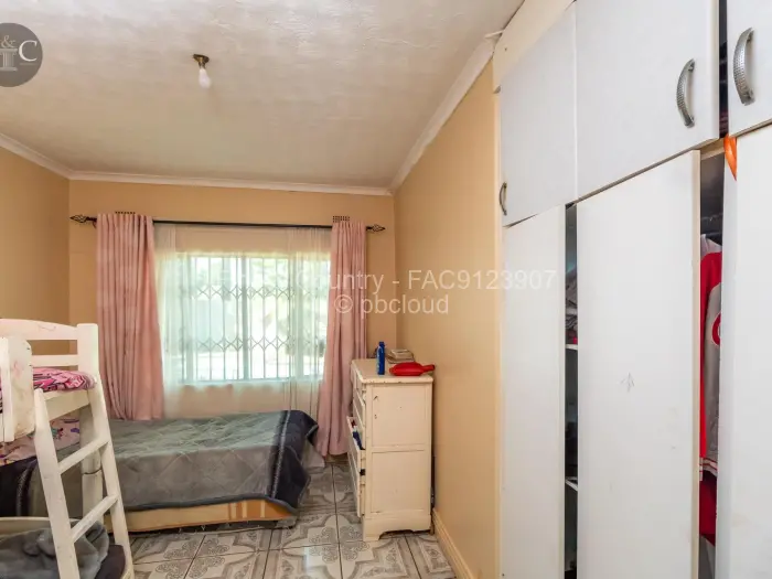 4 Bedroom House for Sale in Westgate, Harare