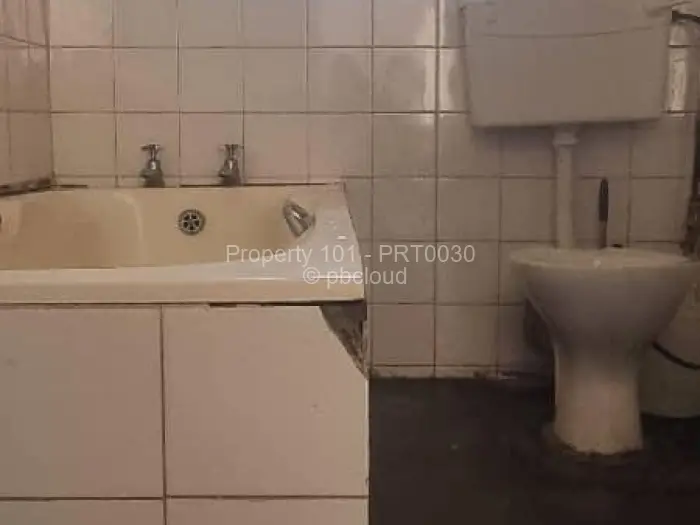 5 Bedroom House for Sale in Norton, Norton