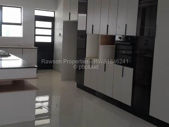 7 Bedroom House for Sale in Mount Pleasant Heights, Harare