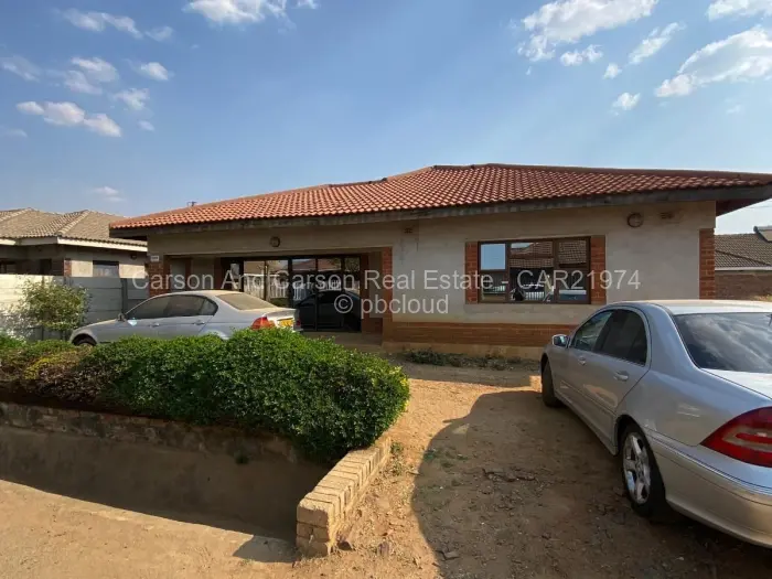 4 Bedroom House for Sale in Madokero Estates, Harare