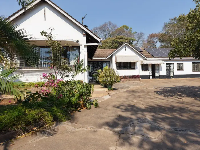 4 Bedroom House for Sale in Chisipite, Harare