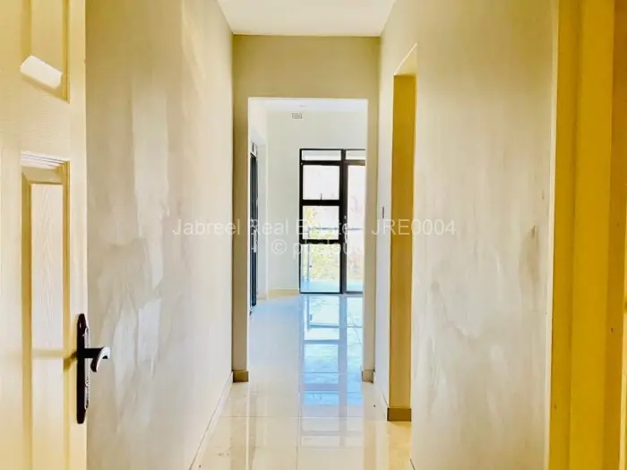 4 Bedroom House for Sale in Glen Lorne, Harare