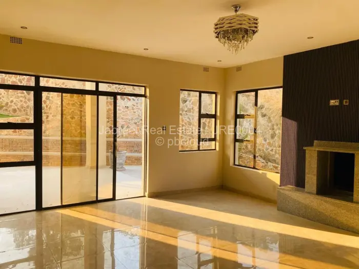 4 Bedroom House for Sale in Glen Lorne, Harare