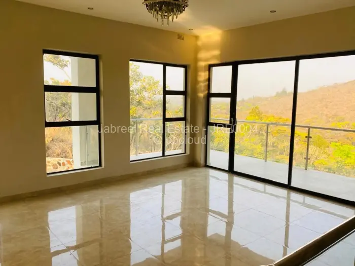 4 Bedroom House for Sale in Glen Lorne, Harare