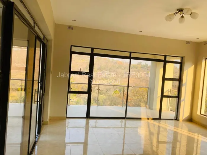 4 Bedroom House for Sale in Glen Lorne, Harare