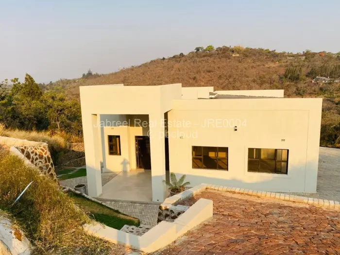 4 Bedroom House for Sale in Glen Lorne, Harare