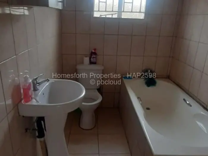 3 Bedroom House for Sale in Zengeza, Chitungwiza