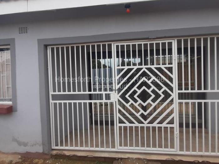 3 Bedroom House for Sale in Zengeza, Chitungwiza