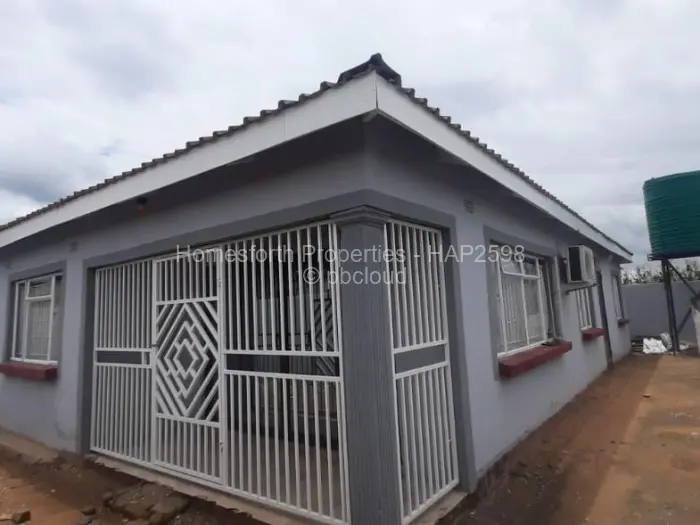 3 Bedroom House for Sale in Zengeza, Chitungwiza