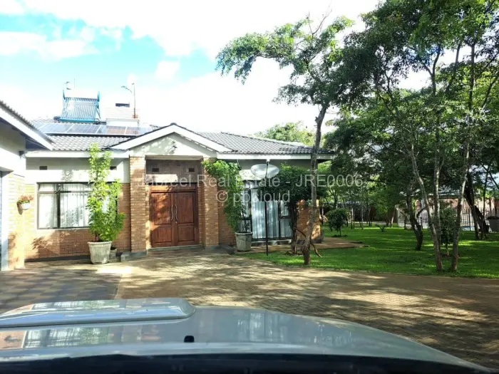 4 Bedroom House for Sale in Ridgemont, Gweru