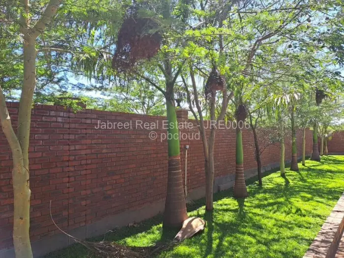 4 Bedroom House for Sale in Ridgemont, Gweru
