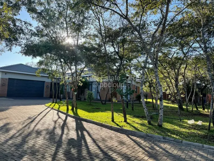 4 Bedroom House for Sale in Ridgemont, Gweru