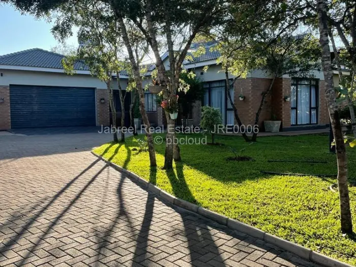 4 Bedroom House for Sale in Ridgemont, Gweru