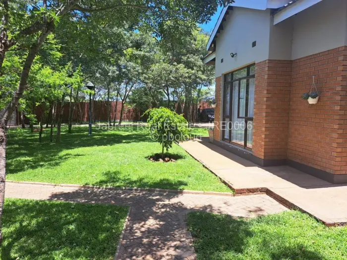 4 Bedroom House for Sale in Ridgemont, Gweru