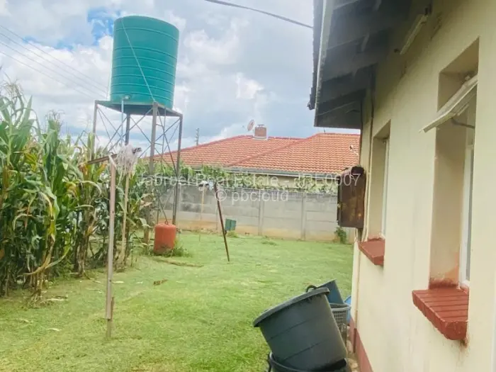 3 Bedroom House for Sale in Zimre Park, Harare