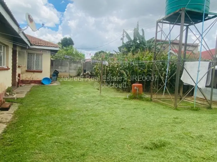 3 Bedroom House for Sale in Zimre Park, Harare