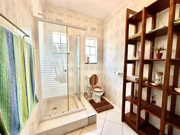 4 Bedroom House for Sale in Glen Lorne, Harare