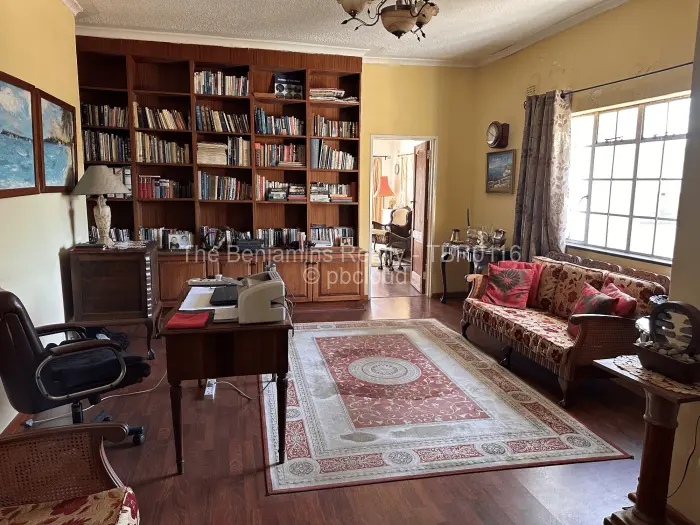4 Bedroom House for Sale in Glen Lorne, Harare