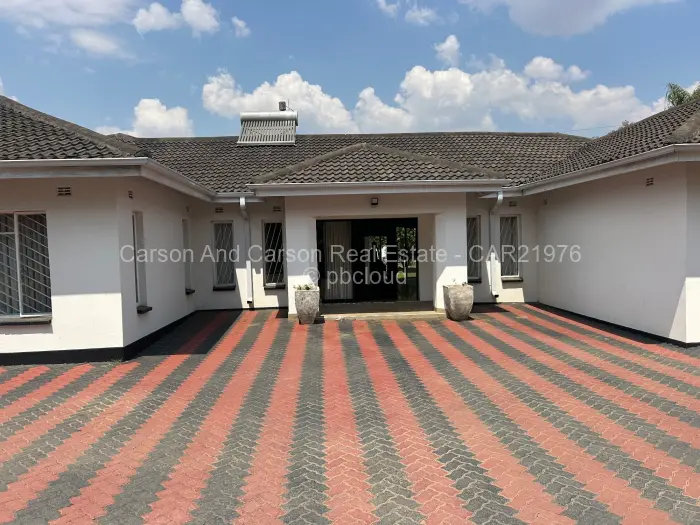 4 Bedroom House to Rent in Highlands