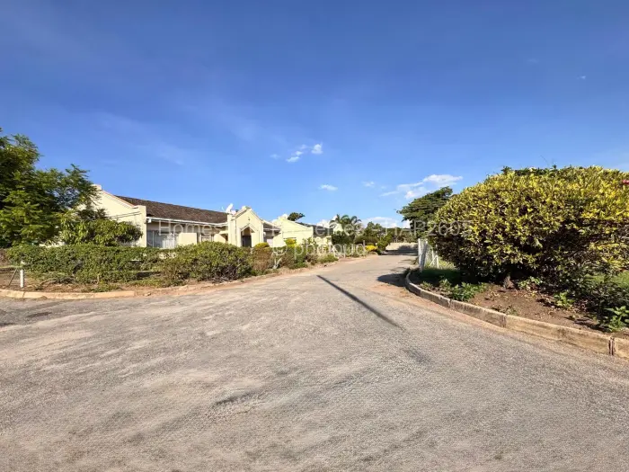 Townhouse/Complex/Cluster for Sale in Greendale, Harare