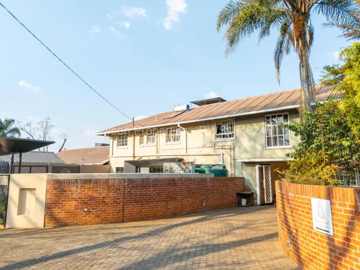 Flat/Apartment for Sale in Borrowdale, Harare