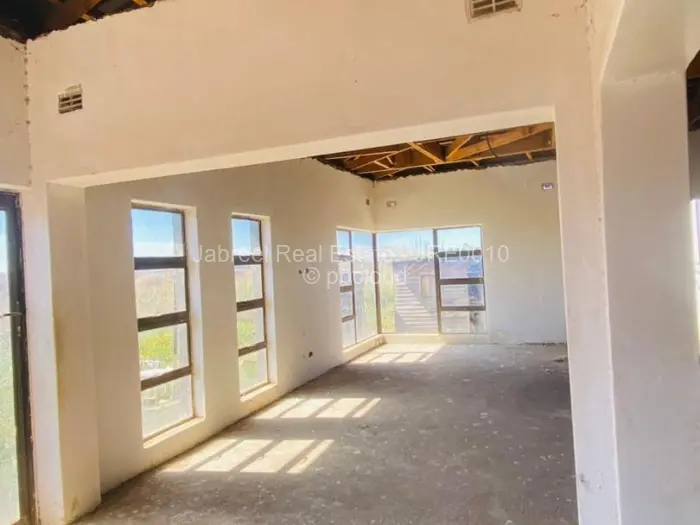 4 Bedroom House for Sale in Sandton Park, Harare