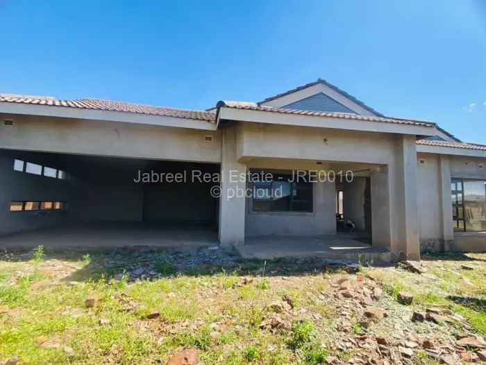 4 Bedroom House for Sale in Sandton Park, Harare