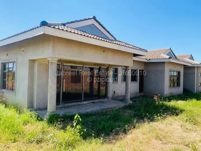 4 Bedroom House for Sale in Sandton Park, Harare