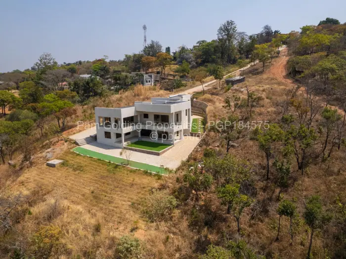 4 Bedroom House for Sale in Glen Lorne, Harare