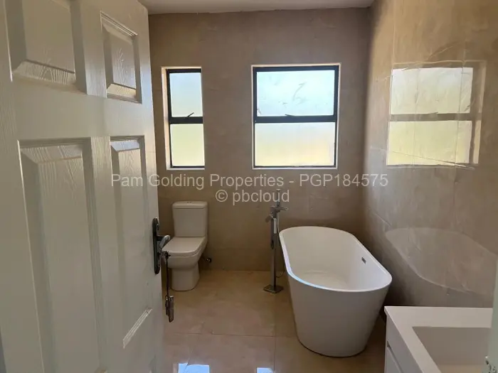 4 Bedroom House for Sale in Glen Lorne, Harare