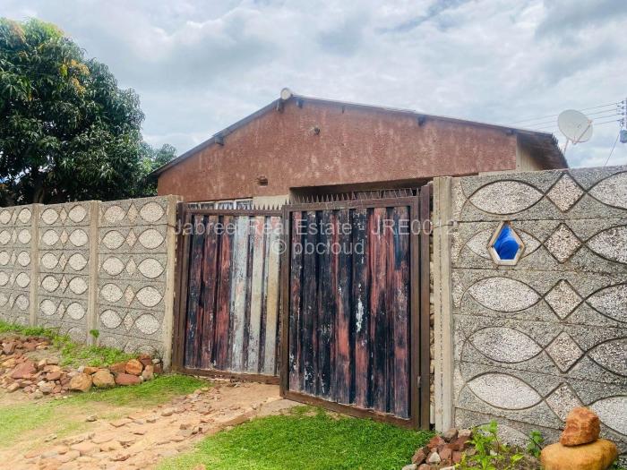 3 Bedroom House for Sale in Katanga, Norton
