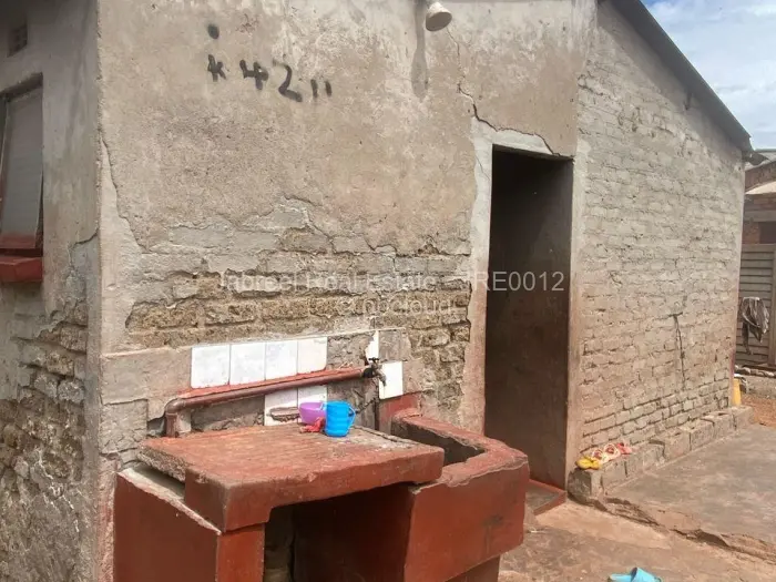 3 Bedroom House for Sale in Katanga, Norton