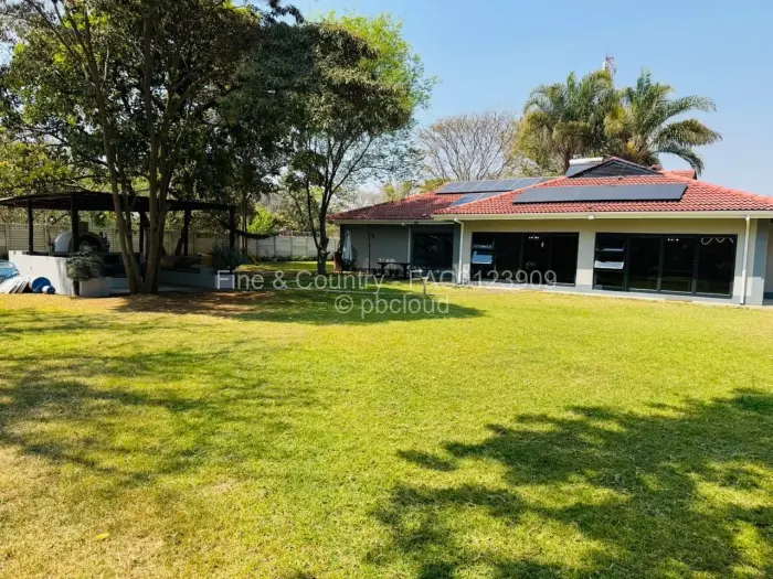 Townhouse/Complex/Cluster to Rent in Borrowdale