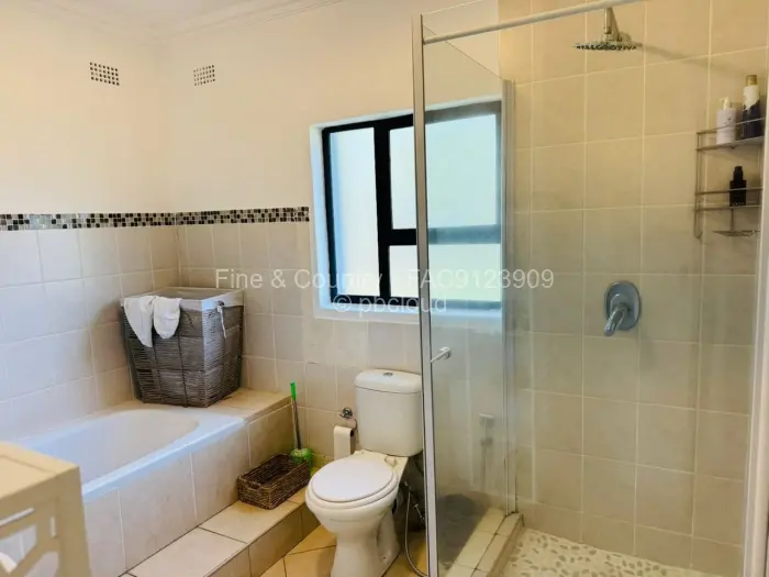 Townhouse/Complex/Cluster to Rent in Borrowdale